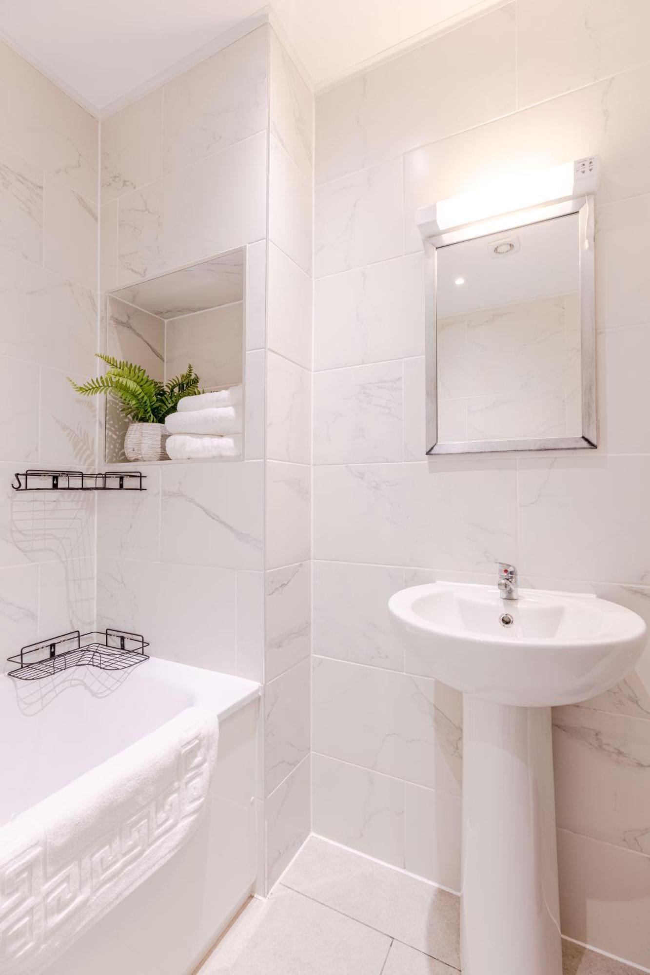 Vertigo Boutique Sleeps 4 London Kingston upon Thames  Kültér fotó